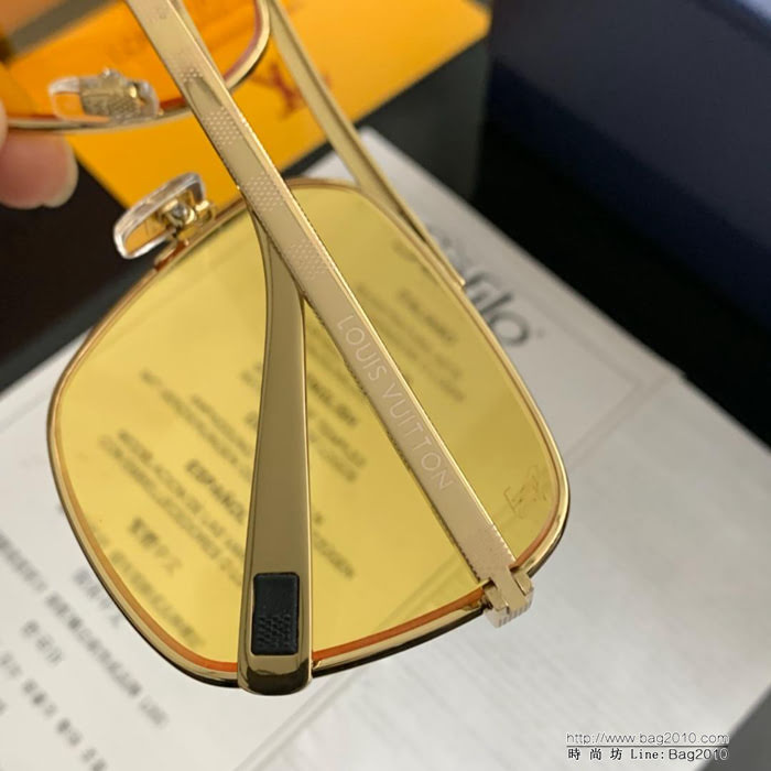 LV路易威登 官網新款 方框太陽眼 蛤蟆鏡框太陽鏡 高品質 不挑臉  lly1535